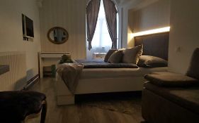 Designholz Boutique Panzio